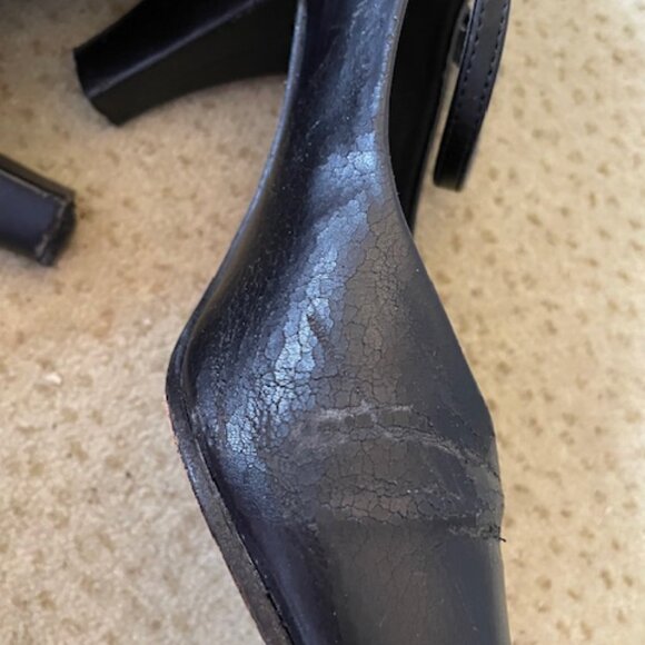 Black Heels, Size 10 - Picture 7 of 10